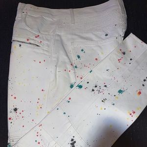Men’s splattered jeans
